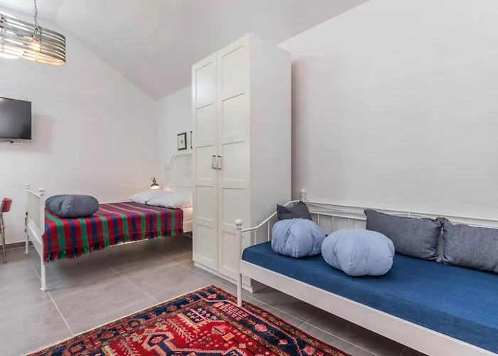 בית נופש 3 Bedroom Cozy In Sukošan