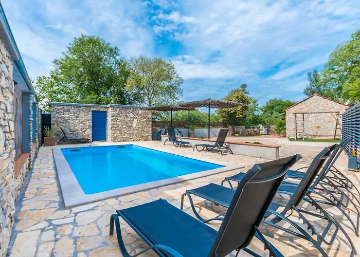 3 Bedroom Cozy In בית נופש *
