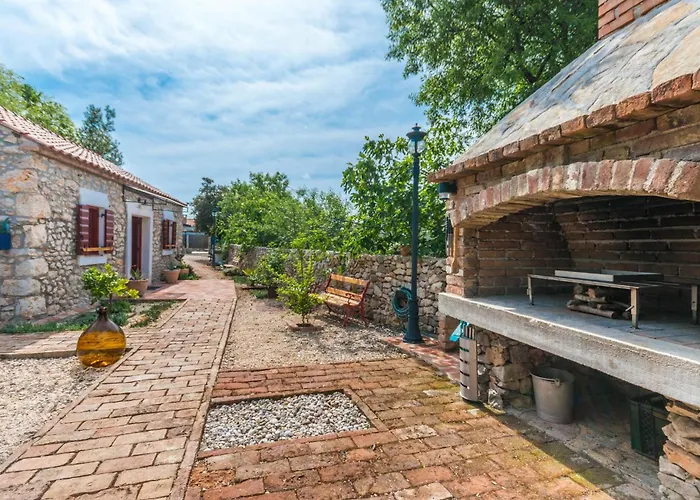 3 Bedroom Cozy In * Sukošan